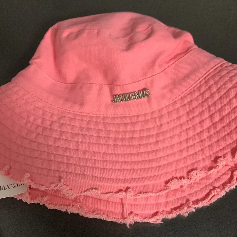 Jacquemus Pink Bucket Hat - Picture 3 of 4